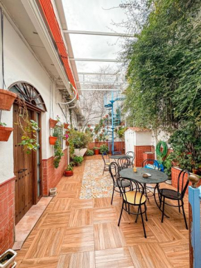 Casa Cruz, Almodovar Del Rio